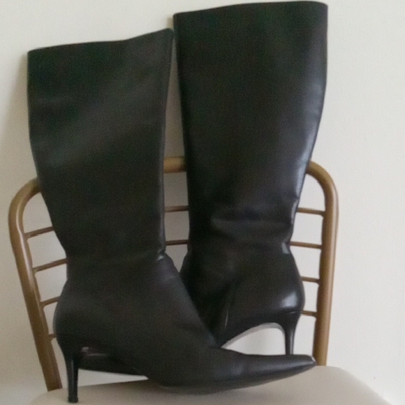 Colin Stuart Black Heeled Boots - Picture 1 of 6